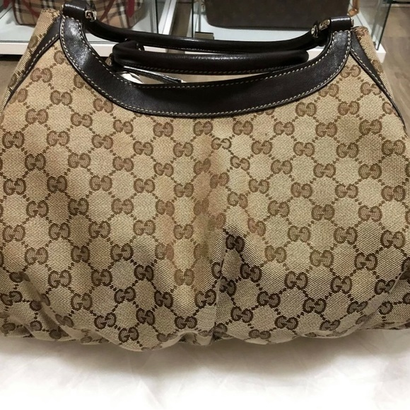 Gucci GG Canvas D Ring Shoulder Bag - Picture 4 of 16